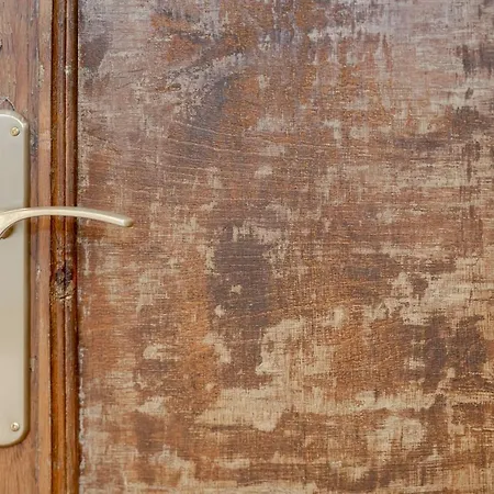 G11 Old アパート *